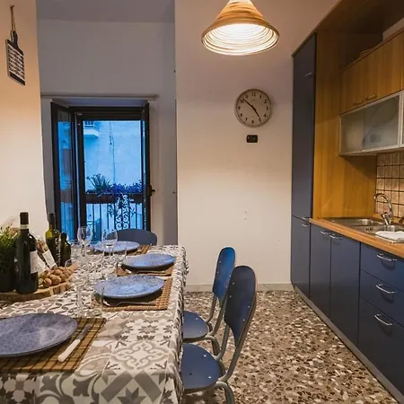 Il Mare Tra I Tetti - Casa Indipendente Nel Centro Storico Holiday home