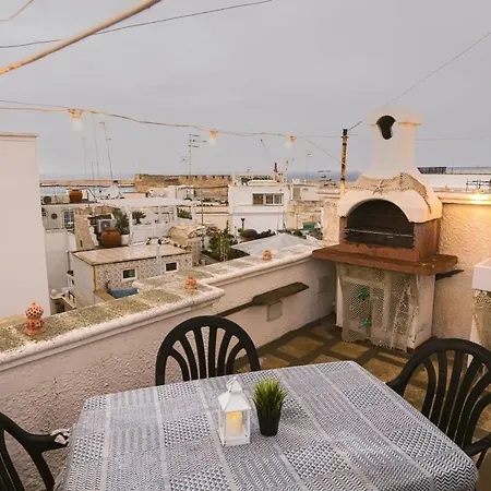 Holiday home Il Mare Tra I Tetti - Casa Indipendente Nel Centro Storico Monopoli